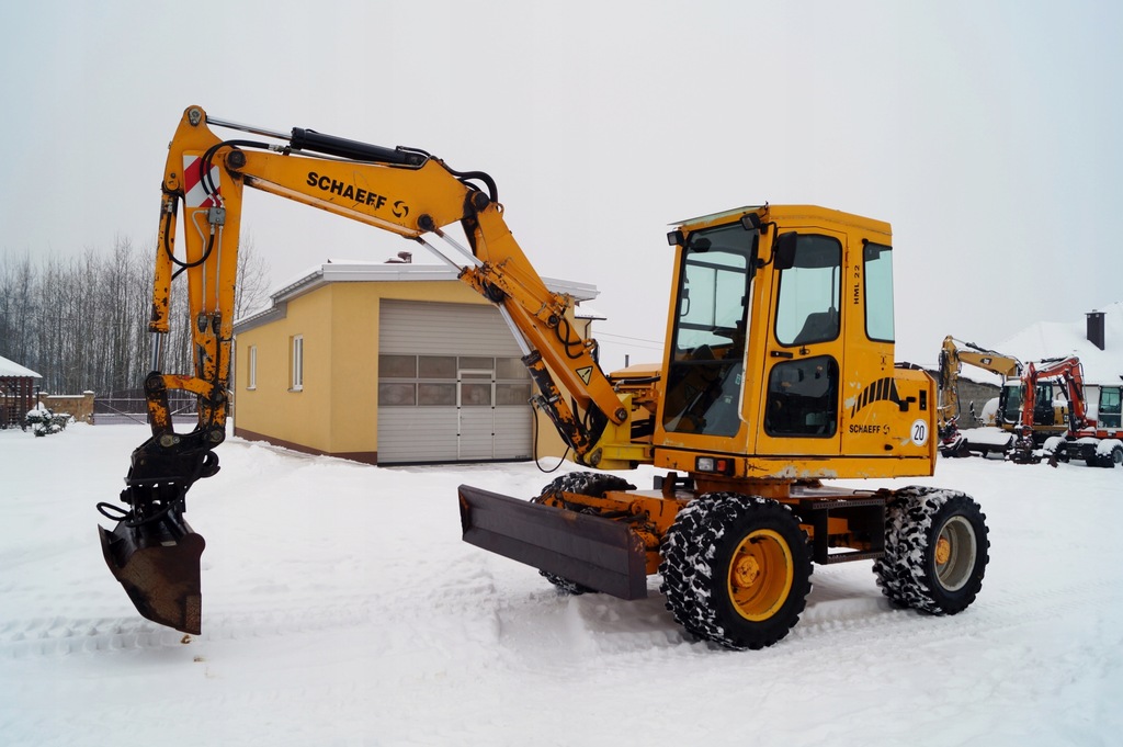 Schaeff HML 22 z Niemiec, Terex 32, Zeppelin ZM 60