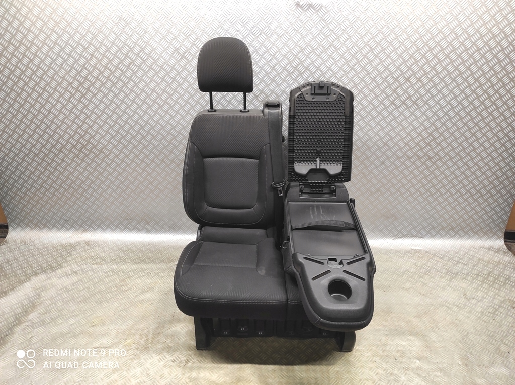 KANAPA ŁAWKA SIEDZISKO STOLIK RENAULT TRAFIC III