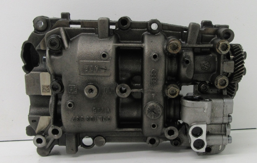 POMPA OLEJU VW T5 LIFT T6 2.0 TDI CCH 03L115105D