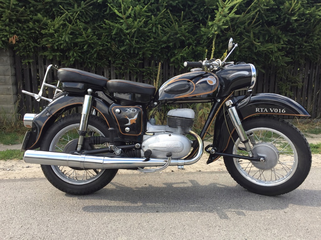 MOTOCYKL MZ ES 250/1