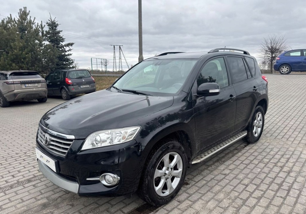 Toyota RAV4 2.2 D-4D 150KM 2011r skora alcantara niska cena