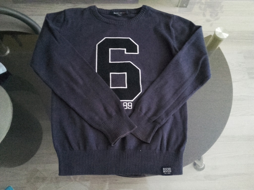 Sweter rozm.140 RESERVED