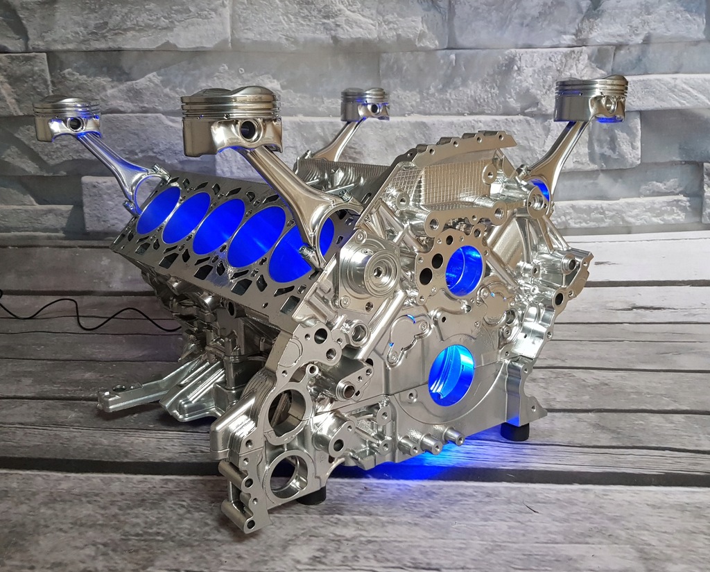 Stolik z bloku silnika Lamborghini Huracan V10 V8