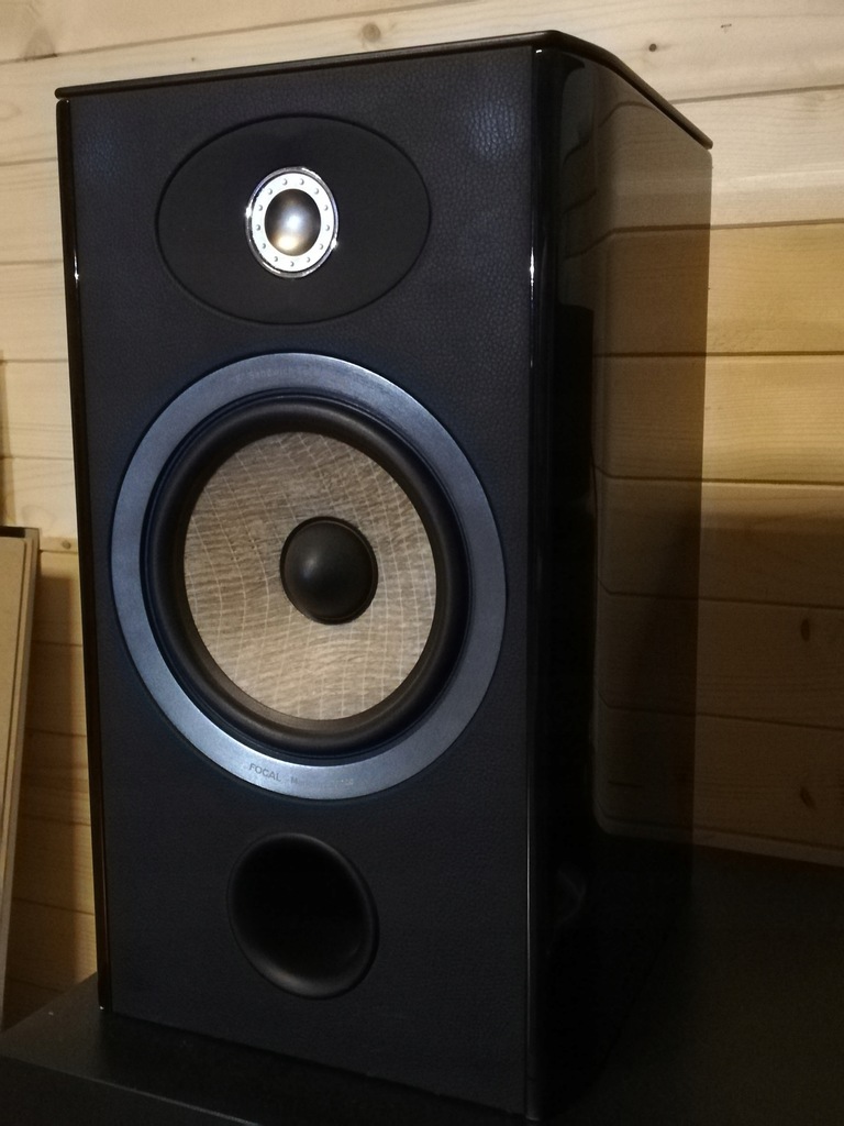 Focal Aria 906