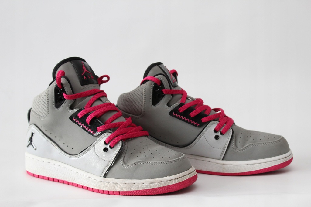 NIKE JORDAN buty sportowe oldschool 37,5 (23,5 NIKE JORDAN buty sportowe oldschool 37,5 (23,5
