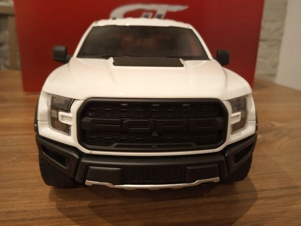 Купить GT Spirit GTSpirit Ford F150 F-150 Raptor 1:18: отзывы, фото, характеристики в интерне-магазине Aredi.ru