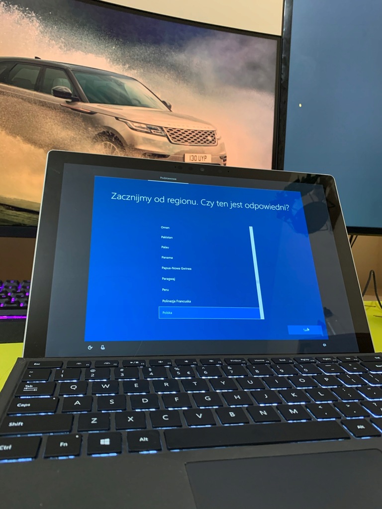 Microsoft Surface Pro 7 i5/8/128 + klawiatura