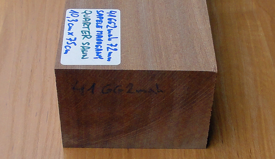 Drewno MAHOŃ na 1cz. gryf typu Les Paul, gr. 72mm