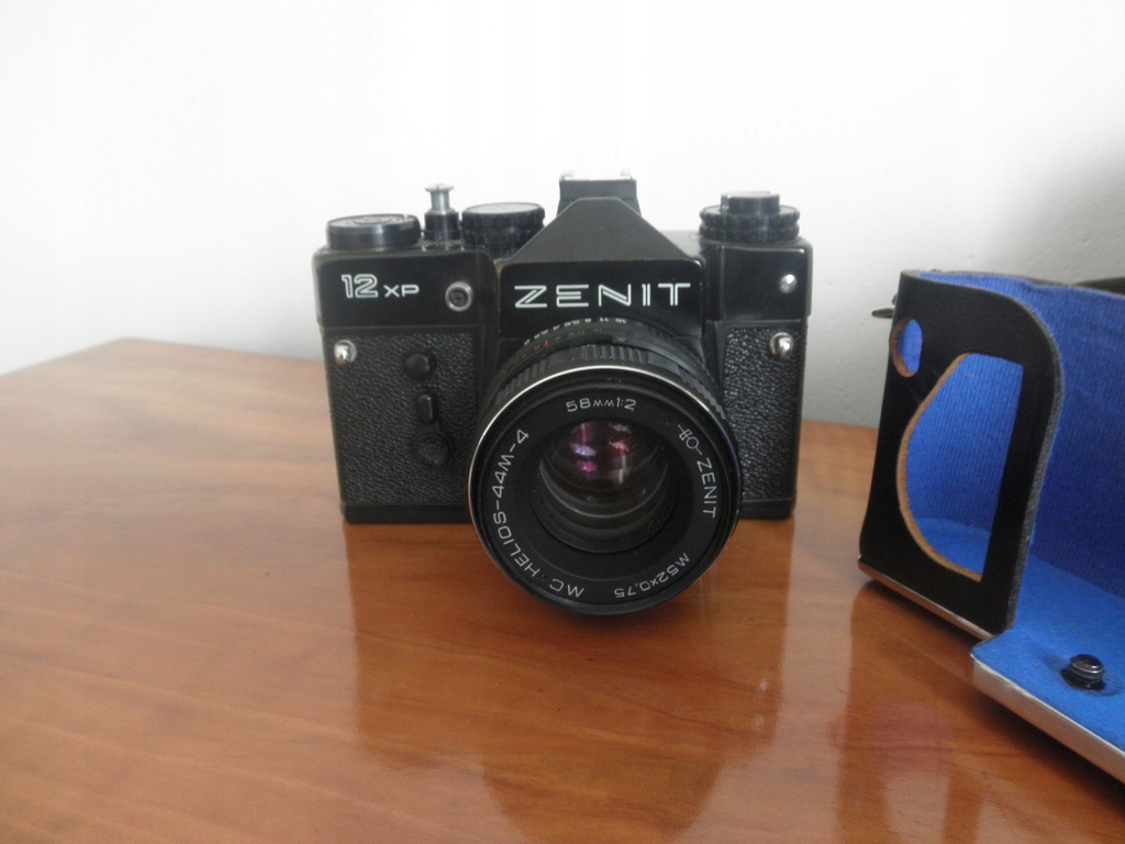 Zenit 12XP +Futeral+Helios 44M 4/58