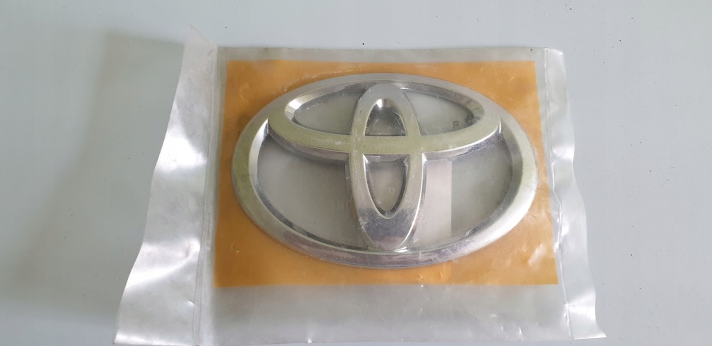 TOYOTA AURIS II AVENSIS EMBLEMAT TYŁ 75431-0D050