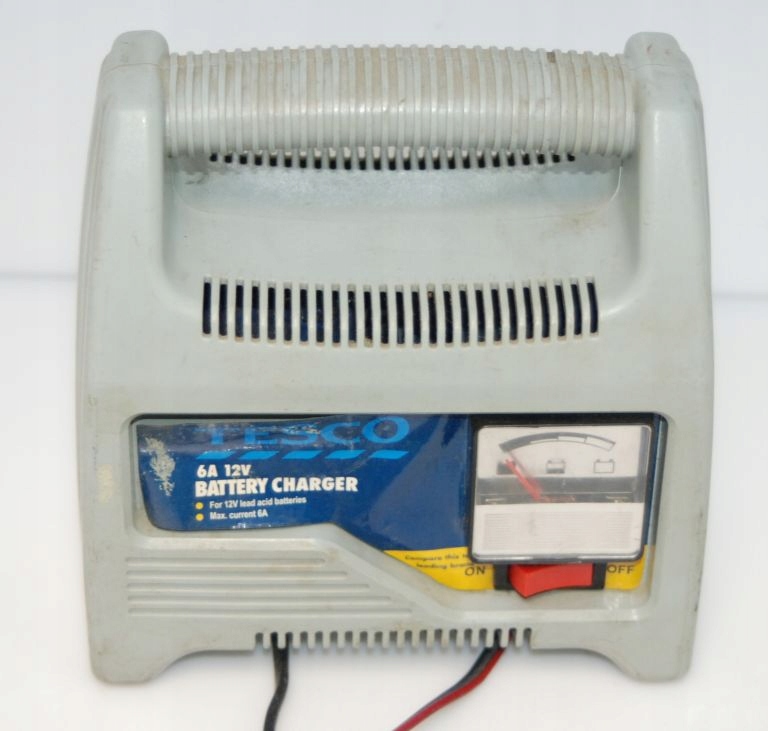 PROSTOWNIK SAMOCHODOWY TESCO 6A 12V 8811617840 oficjalne
