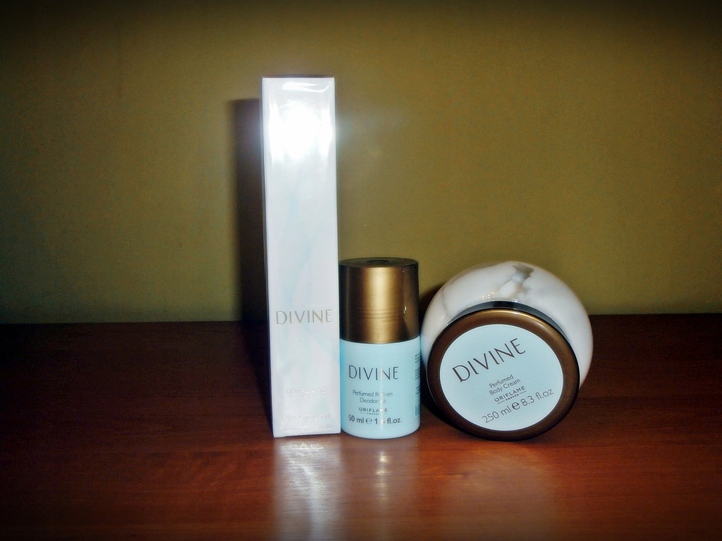 ZESTAW DIVINE WODA,KREM,KULKA ORIFLAME