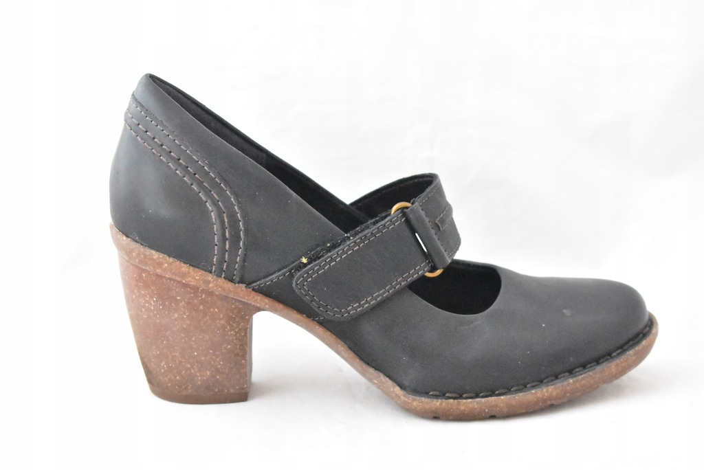 Clarks roz. 37.5