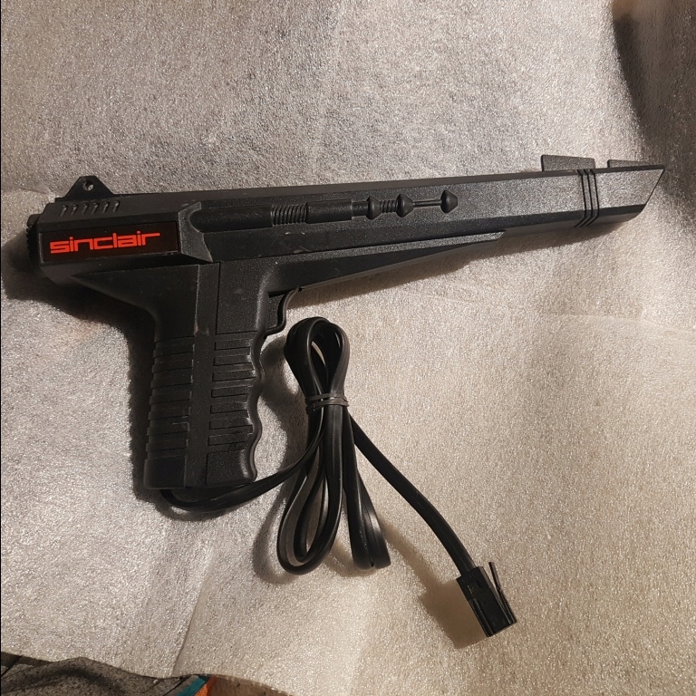 pistolet do starej konsoli Sinclair - ZX Spectrum?