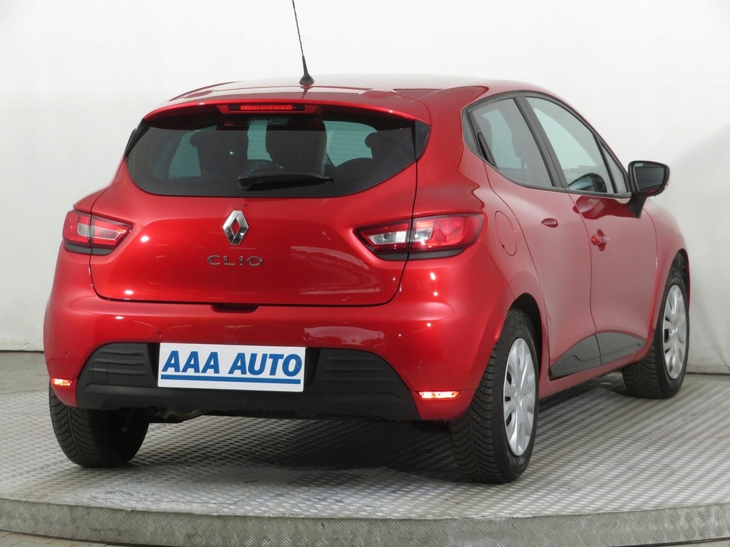 Купить Renault Clio 1.2 16V, польский автосалон, авторизованный сервисный центр.: отзывы, фото, характеристики в интерне-магазине Aredi.ru