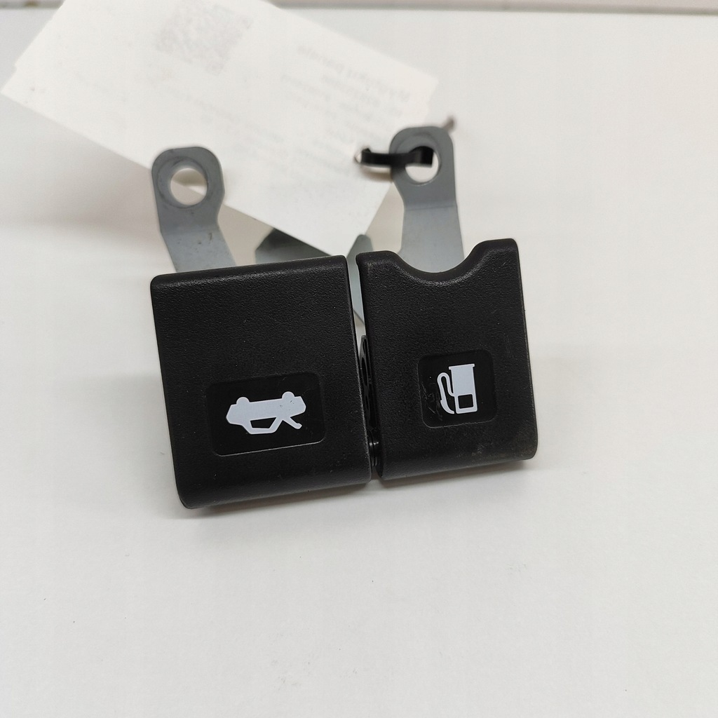 Nissan Qashqai 2017 Uchwyt / Linka korka wlewu paliwa