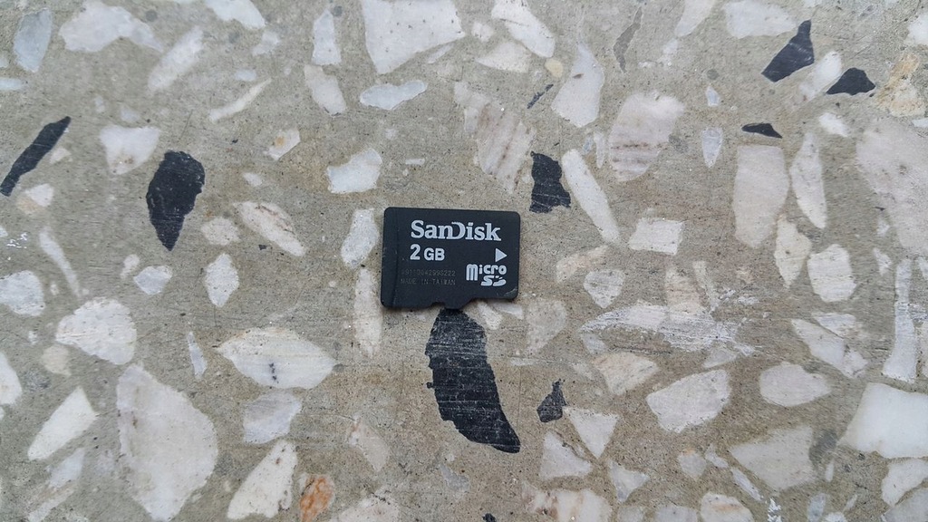 Karta pamięci SanDisk microSD 2gb sprawna