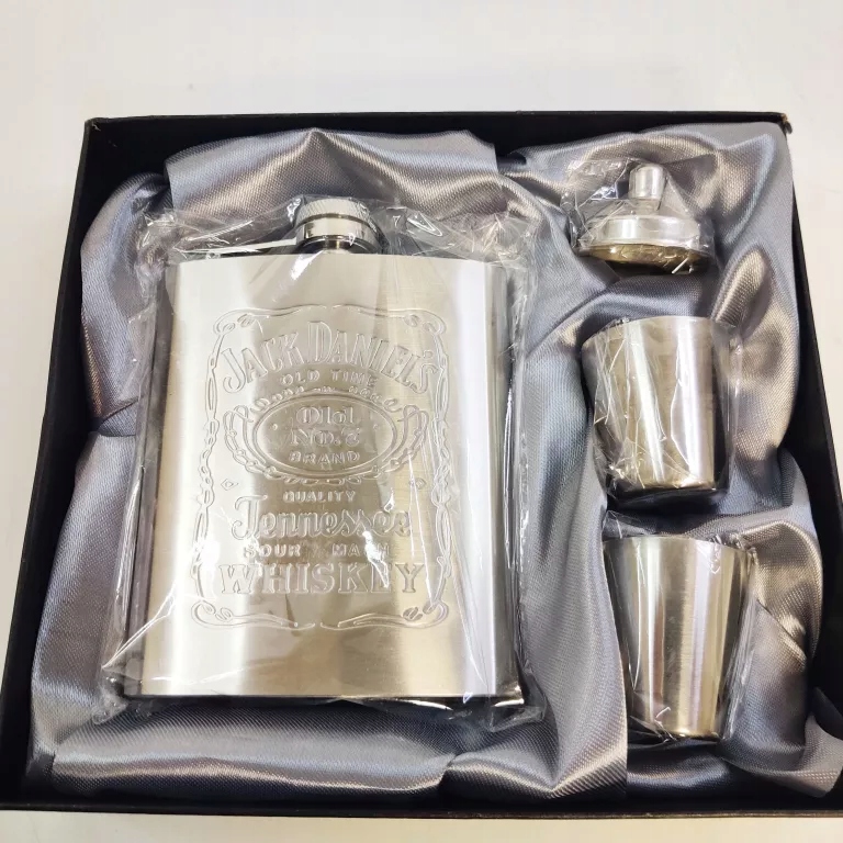 ZESTAW UPOMINKOWY - JACK DANIELS. KASETA PREZENTOWA
