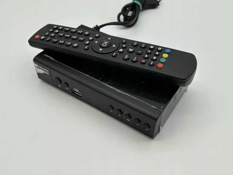 DEKODER DVBT-2 CABLETECH URZ0336A