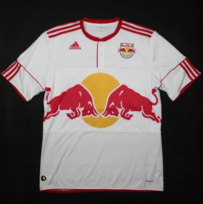 ADIDAS RED BULL SALZBURG DESIGNESRSKI T-SHIRT R. L