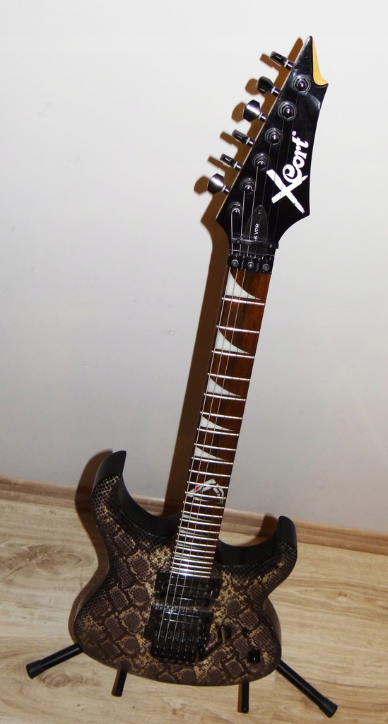 Gitara Cort X6 VPR Floyd Rose Sneak Skin