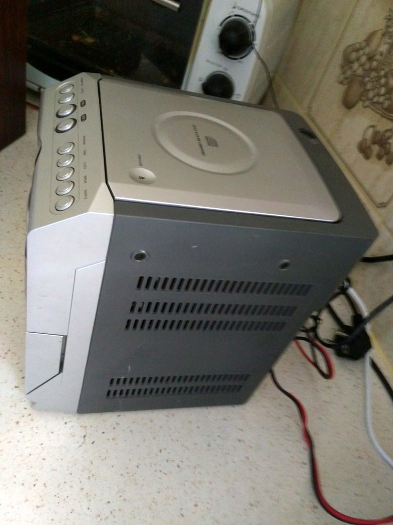 Купить PHILIPS MC150/22 CD-магнитола Tower: отзывы, фото и ...