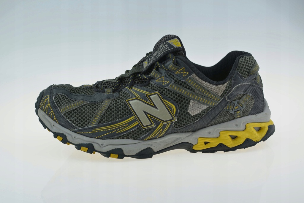 New balance mt572 hotsell