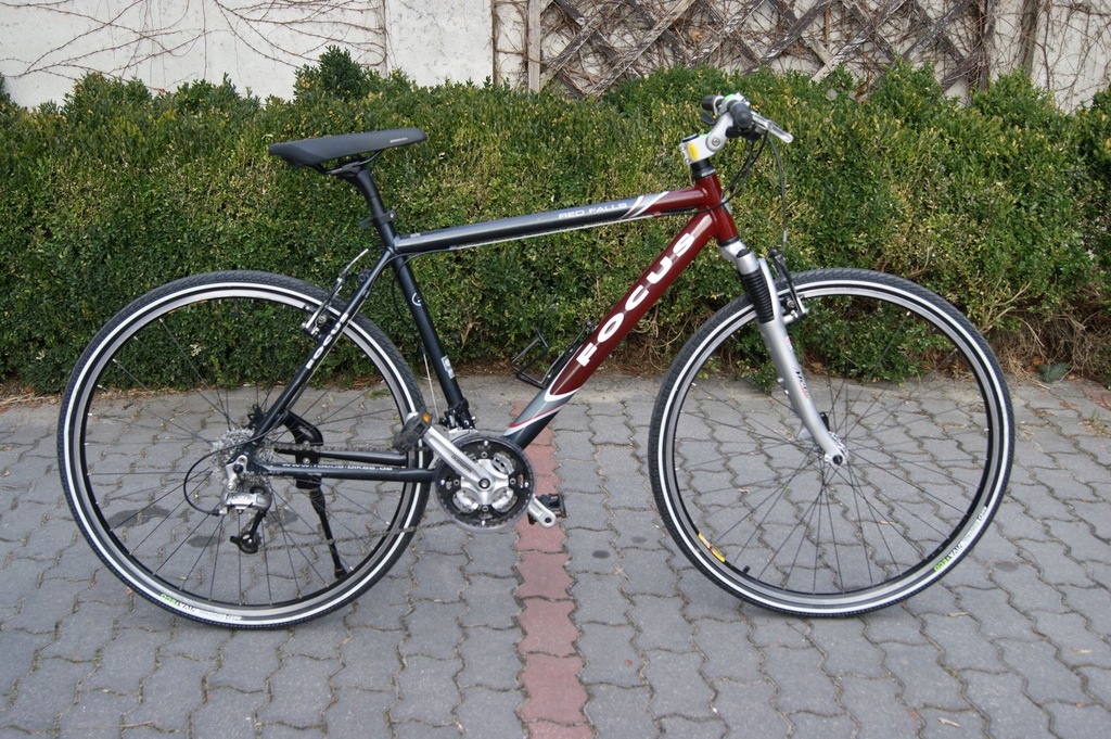 R448 Aluminiowy rower cross Focus 28'', na DEORE