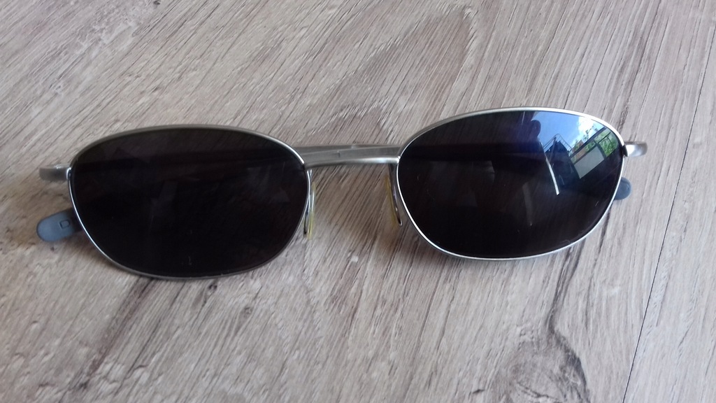 Okulary przeciwsłoneczne DKNY
