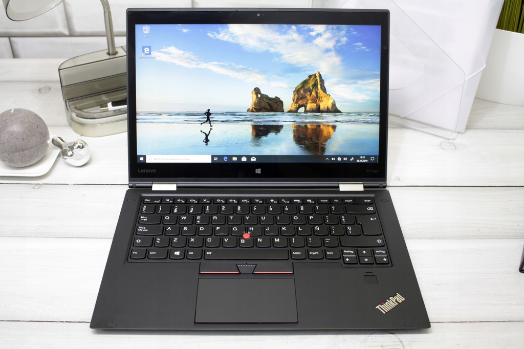 Купить Lenovo ThinkPad X1 Yoga i7-6600U 16 ГБ 256 SSD WQHD: отзывы, фото, характеристики в интерне-магазине Aredi.ru