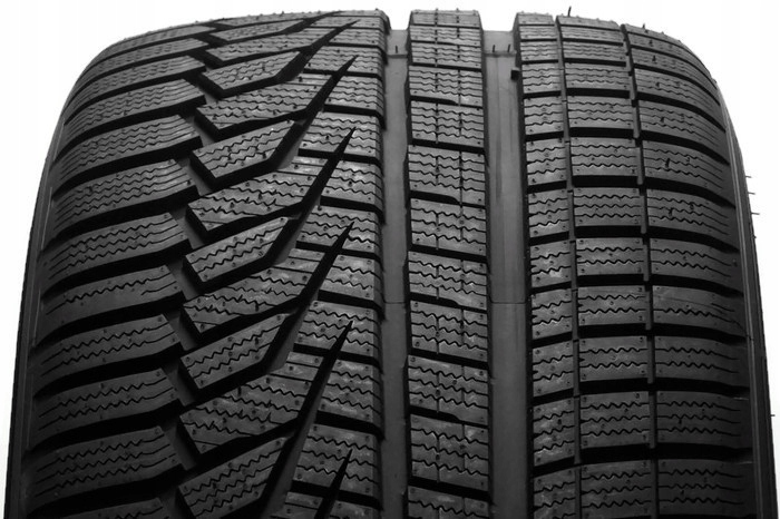 1Z 285/45R19 Hankook Winter i*cept evo2 SUV W320A