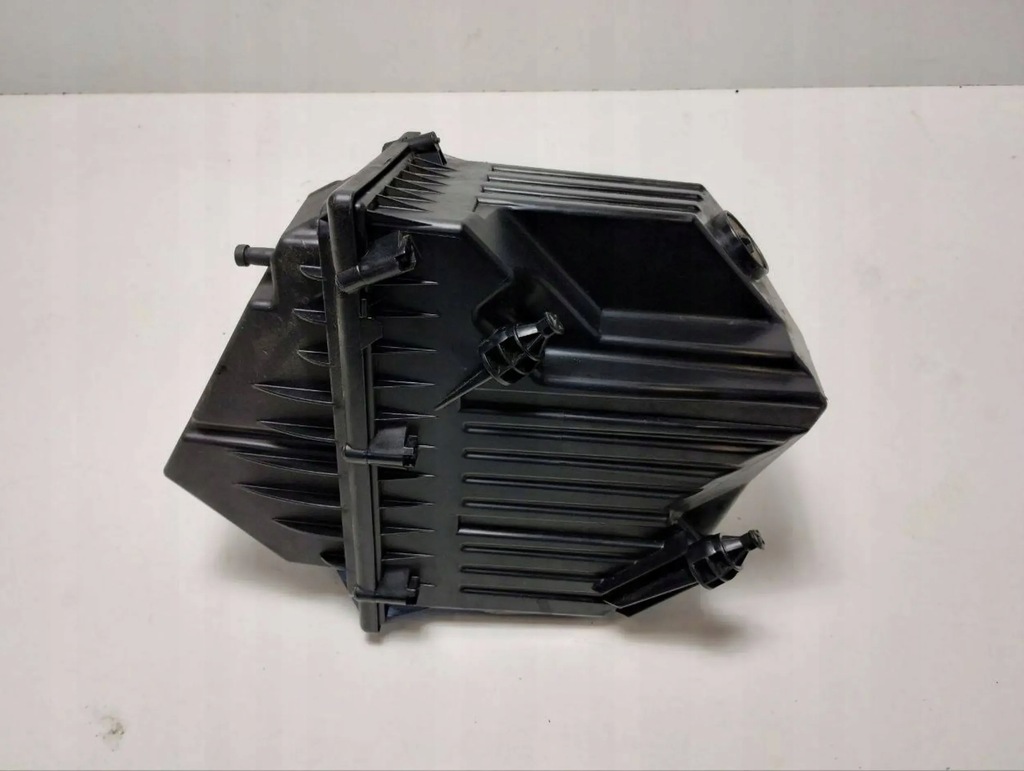 OBUDOWA FILTRA POWIETRZA 2.0D LAND ROVER DISCOVERY SPORT L550 GJ32-9600-AD