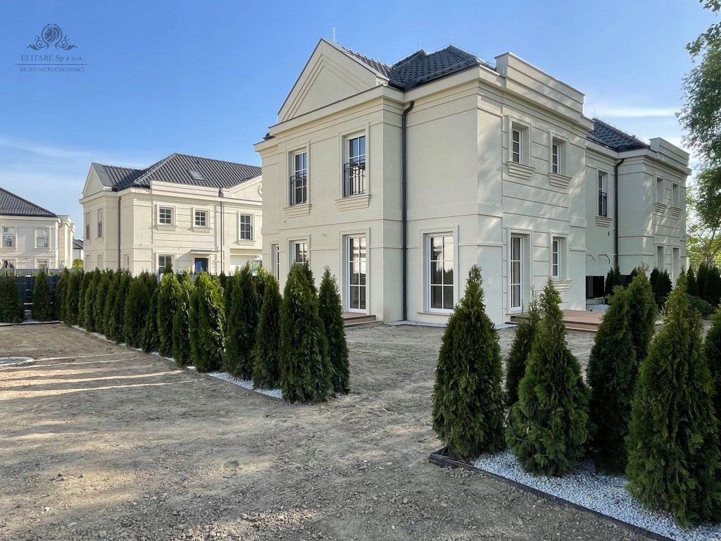 Dom, Cesarzowice, 160 m²