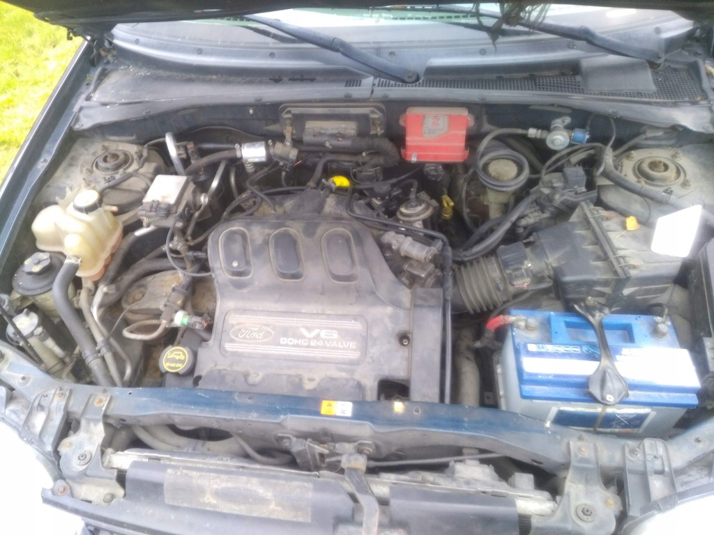 Ford ESCAPE (MAVERICK) 3.0+LPG V6 automat 2002r