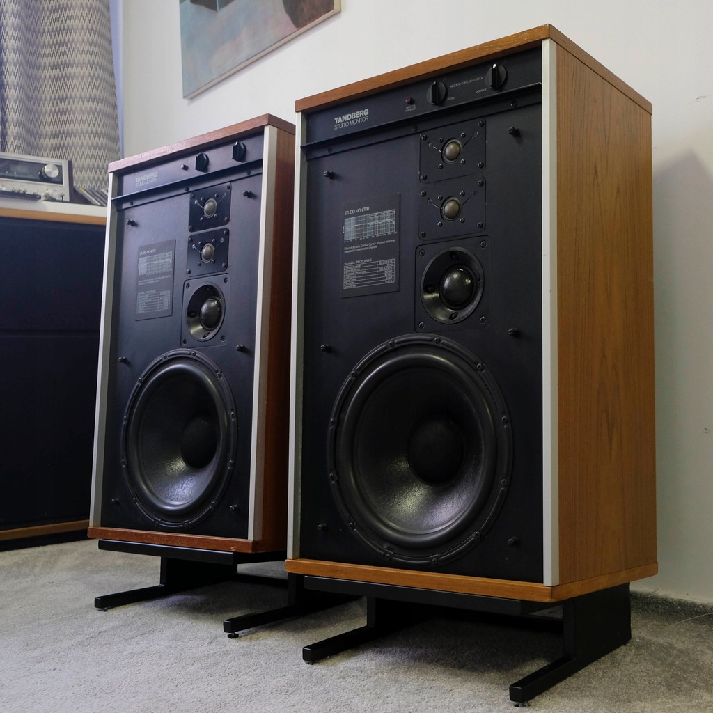 tandberg studio monitor