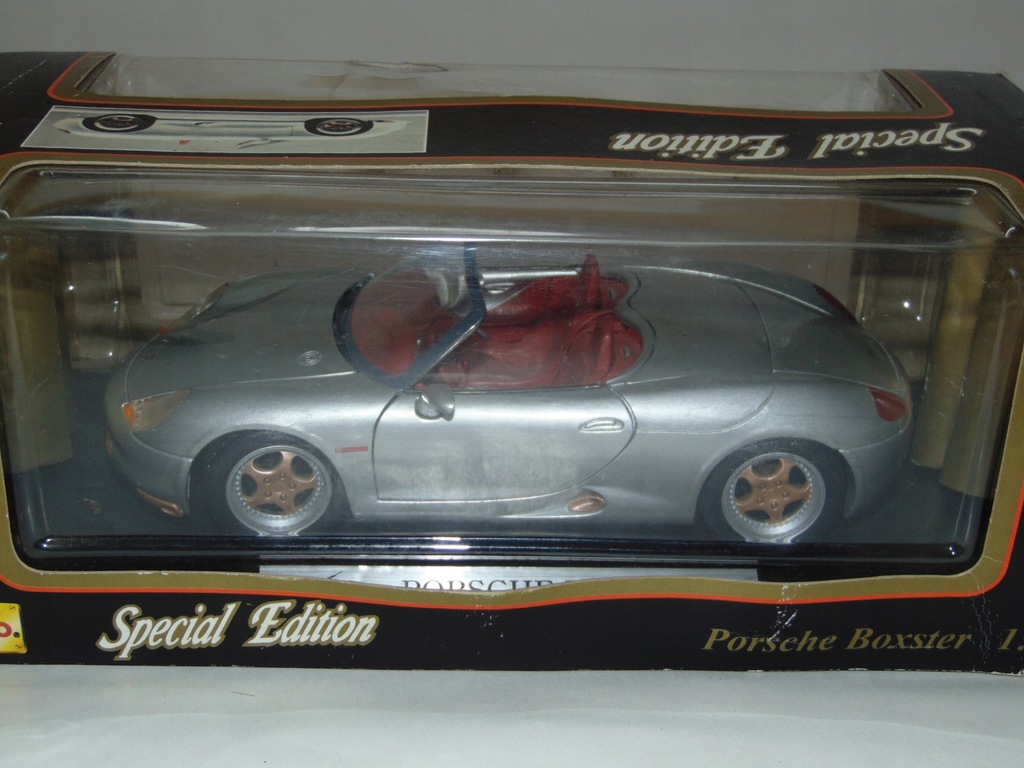 Maisto - Porsche Boxster - skala 1/18 - karton