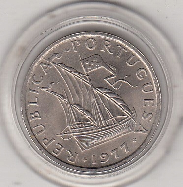 Portugalia 5 escudos 1977 super stan