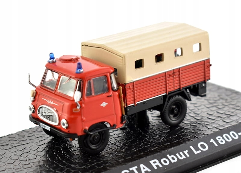 AUTO STRAŻACKIE LF 8-STA ROBUR LO 1800-A