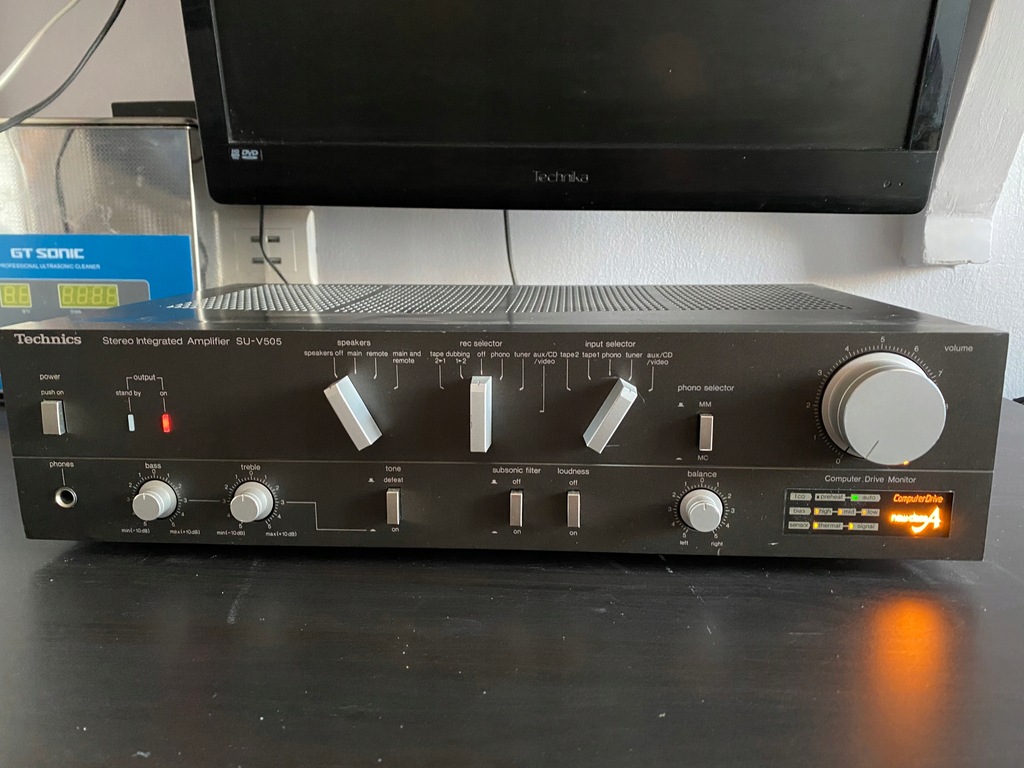 Wzmacniacz Technics SU-V505