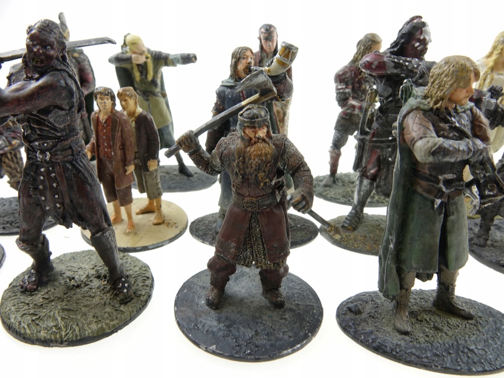 Купить Коллекция Eaglemoss LOTR из 20 фигурок с буклетами.: отзывы, фото, характеристики в интерне-магазине Aredi.ru