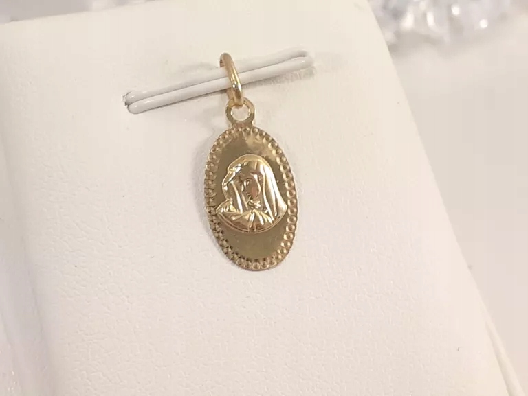 ZŁOTA ZAWIESZKA MATKA BOSKA P333 0,62G