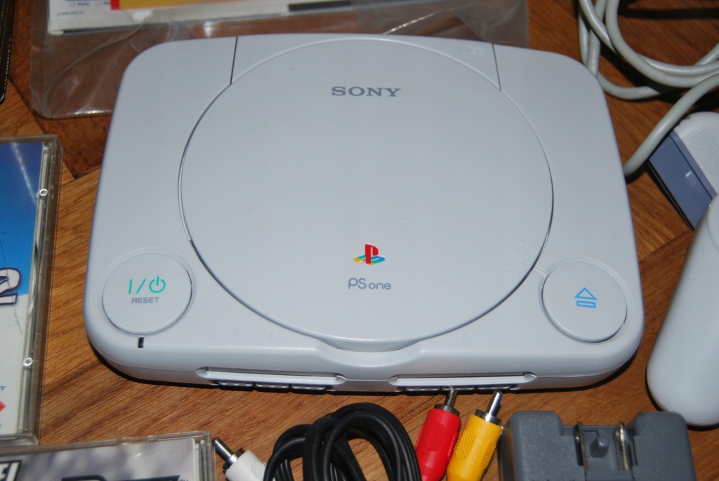 Konsola Sony Playstation 1 PS1 PUDEŁKO + GRY