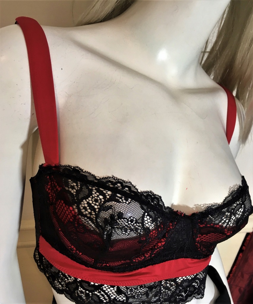 Lovehoney got gothic koronkowy stanik 36 bralet