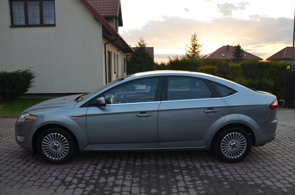 Купить FORD MONDEO 2.0i 145KM // Convers+ Navi Titanium: отзывы, фото, характеристики в интерне-магазине Aredi.ru