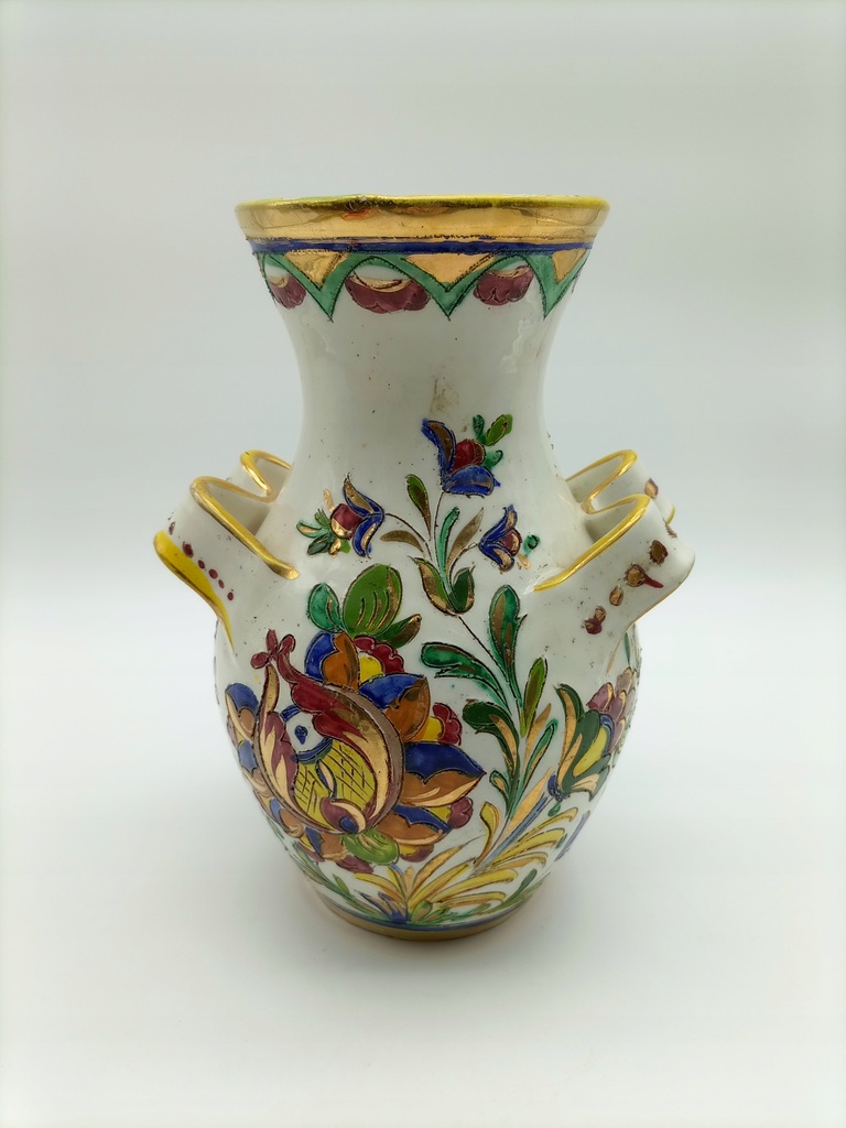 Stylowy, zdobiony wazon ceramiczny D294