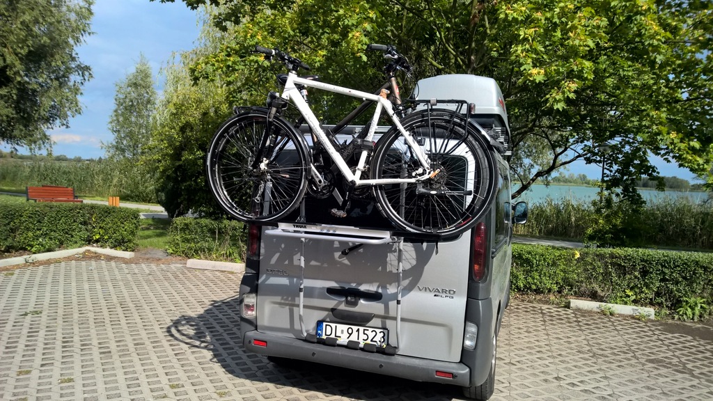 Vivaro Trafic uchwyt Thule bagażnik rowerowy na kl