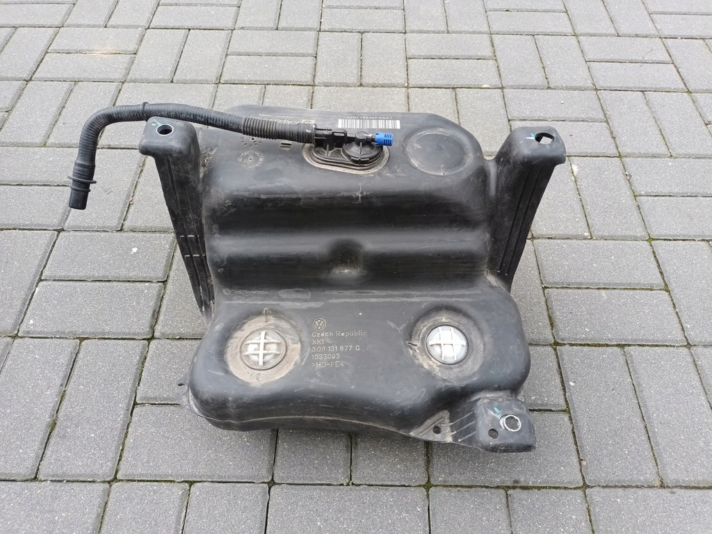 zbiornik ADBLUE VW PASSAT B8 SKODA 13647966332 oficjalne archiwum Allegro
