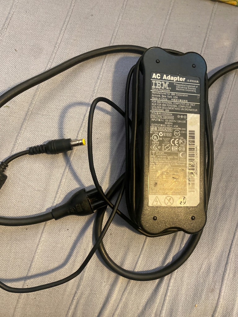Zasilacz IBM 16V 4.5A 72W do IBM, Lenovo z kablem zasilającym, oryginalny