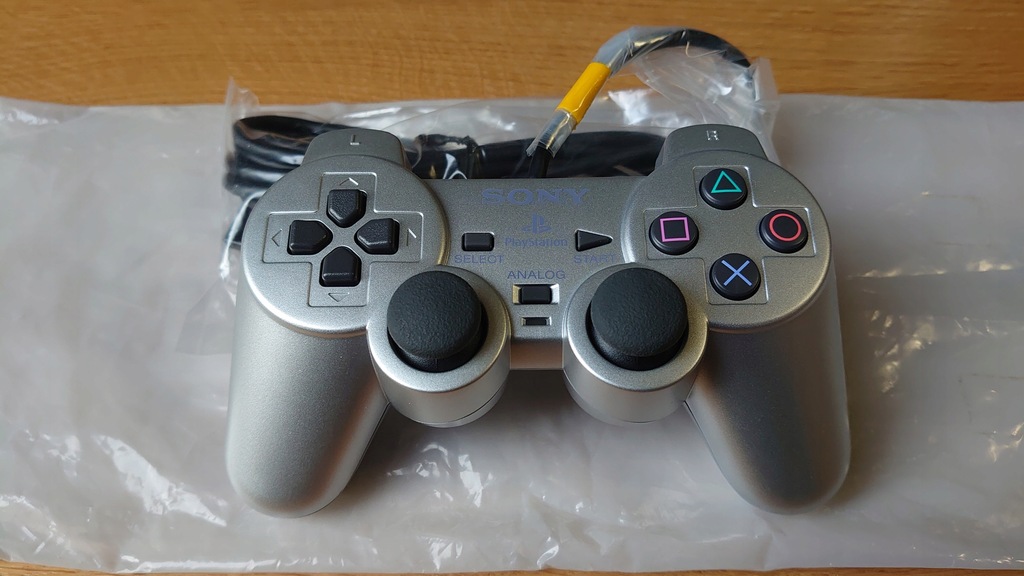 Playstation 2 Pad SCPH-10010 Srebny Nowy DualShock