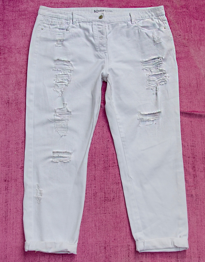 NEXT białe spodnie jeansowe boyfriend dziury 44-46